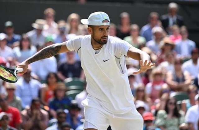 更反映了球 更反映了球